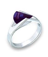 Ladies Ultra Modern Laser Cut Russian CZ Amethyst Ring NIB - $31.54 CAD