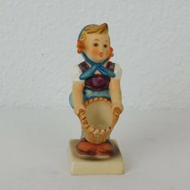 Hummel Little Helper 73 1960-1972 TMK-4 Girl Carrying Basket Figurine Bonnet 4" - $38.70