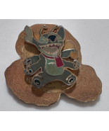 Disney 2004 Stitch Snow Angel Pin - $19.79