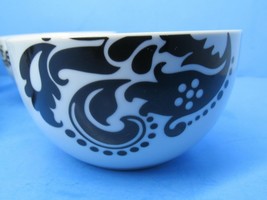 Shannon Palace Damask Black On White 3&quot; H X 5 1/2&quot; W Cereal Bowls Set Of... - £39.26 GBP