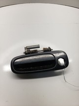 Driver Door Handle Exterior Assembly Door Front Fits 04-06 SCION XB 1367062 - $448.68 MXN