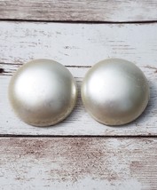 Vintage Clip On Earrings Slightly Domed Cream Faux Pearl Just Over 1&quot; - £6.40 GBP