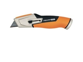 TWO (2) FISKARS Pro, Large 7 inch Retractable Utility Knives/Knife ~ 770020 - £30.94 GBP