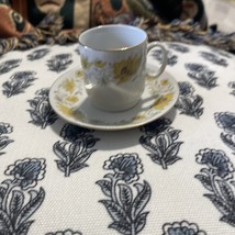 Vintage Small Tea Cup And Saucer Made In China - $11.17 CAD