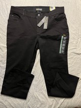 Lee Size 18W Petite Flex Motion Straight Leg Black Pants Mid Rise Regular NWT - £15.56 GBP