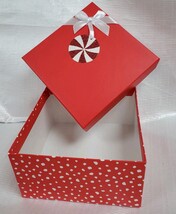 Wondershop Gift Box White/Red Size 6"x6" Christmas  image 3