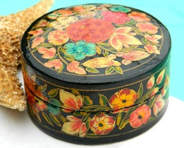 Vintage Flowers Lacquer Trinket Box India Papier Mache Art Handmade  - £12.49 GBP