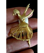 BALLERINA DANCER Gold-Tone Wire Vintage BROOCH Pin - signed MONET - 2 1/... - £20.10 GBP