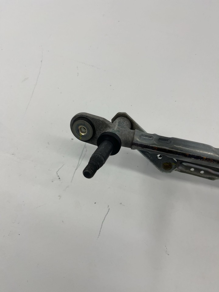 2018-2022 Ford EcoSport Windsheld Wiper Motor Assembly With Transmission OEM Item image 4