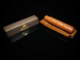 Brizard and Co Genuine Ostrich Tan cigar tube holder image 3