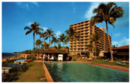 The Royal Lahaina Hotel on the beach at Kaanapali Maui Hawaii Postcard - £7.04 GBP