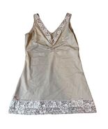 Ruby Ribbon Beige Cami Shapewear Lace Trim Tank Sz 34 - €37,09 EUR