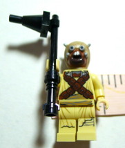 LEGO STAR WARS creature with weapon   Minifigure   - $9.85