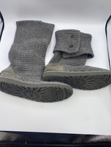 UGG Classic Cardy Gray Wool Knit 3 Button Winter Boots 5819 Women&#39;s Size 9 - £14.59 GBP