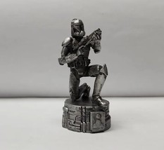 2005 Star Wars Saga Edition Chess - Clone Trooper Silver Pawn Figure Piece Only - $7.84