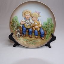 Vintage Denim Days Collectors Plate By Homco 1985 Colorful Detailed Plate Nice - £7.87 GBP