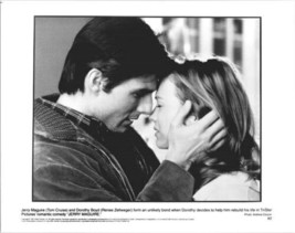 Jerry Maguire 1996 original 8x10 photo Tom Cruise embraces Renee Zellweger - £11.95 GBP