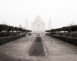 Taj Mahal In Agra India -Original Licensed 8X10 Print By Tim Davis - £7.22 GBP