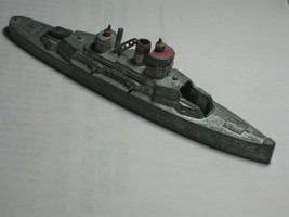 Old Vtg Antique Collectible Metal Tootsietoy Military Ship Toy Made In USA - £23.80 GBP