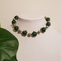 Vintage Green &amp; Gold Tone Necklace - £15.80 GBP
