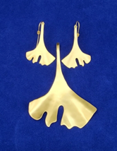 Robert Lee Morris RLM Studio Brass Ginkgo Leaf Necklace Pendant &amp; Earrings Set - £86.99 GBP