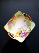Nippon Antique Floral Square Dish Gold Pierced Handle Green Wreath M  6&quot;... - £13.41 GBP