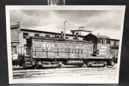 Burlington Northern Railroad BN #491 NW-2 Electromotive Train Photo Spokane WA - £7.46 GBP