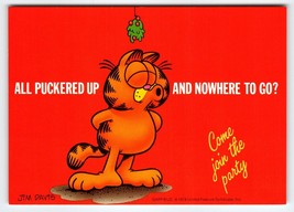 Garfield Cat Christmas Party Postcard All Puckered Up Kiss Jim Davis 1978 Tabby - £7.43 GBP