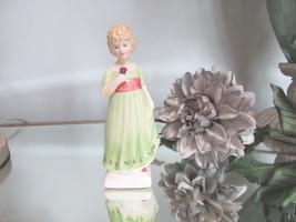 Royal Doulton Figurine #2865 Tess Kate Greenaway Collection England 1977 5.75&quot; - £30.82 GBP