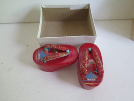 Vintage Mini Japanese GETA Red Lacquer Wooden Sandals Decorative Mint in Box - £20.78 GBP