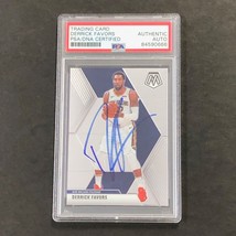 2019-20 Panini Mosaic #186 Derrick Favors Signed Card AUTO PSA Slabbed Pelicans - £39.95 GBP