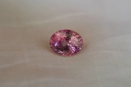 Vivid Red-Pink Sapphire - Oval - 3.49 ct - CSL certified - $1,800.00