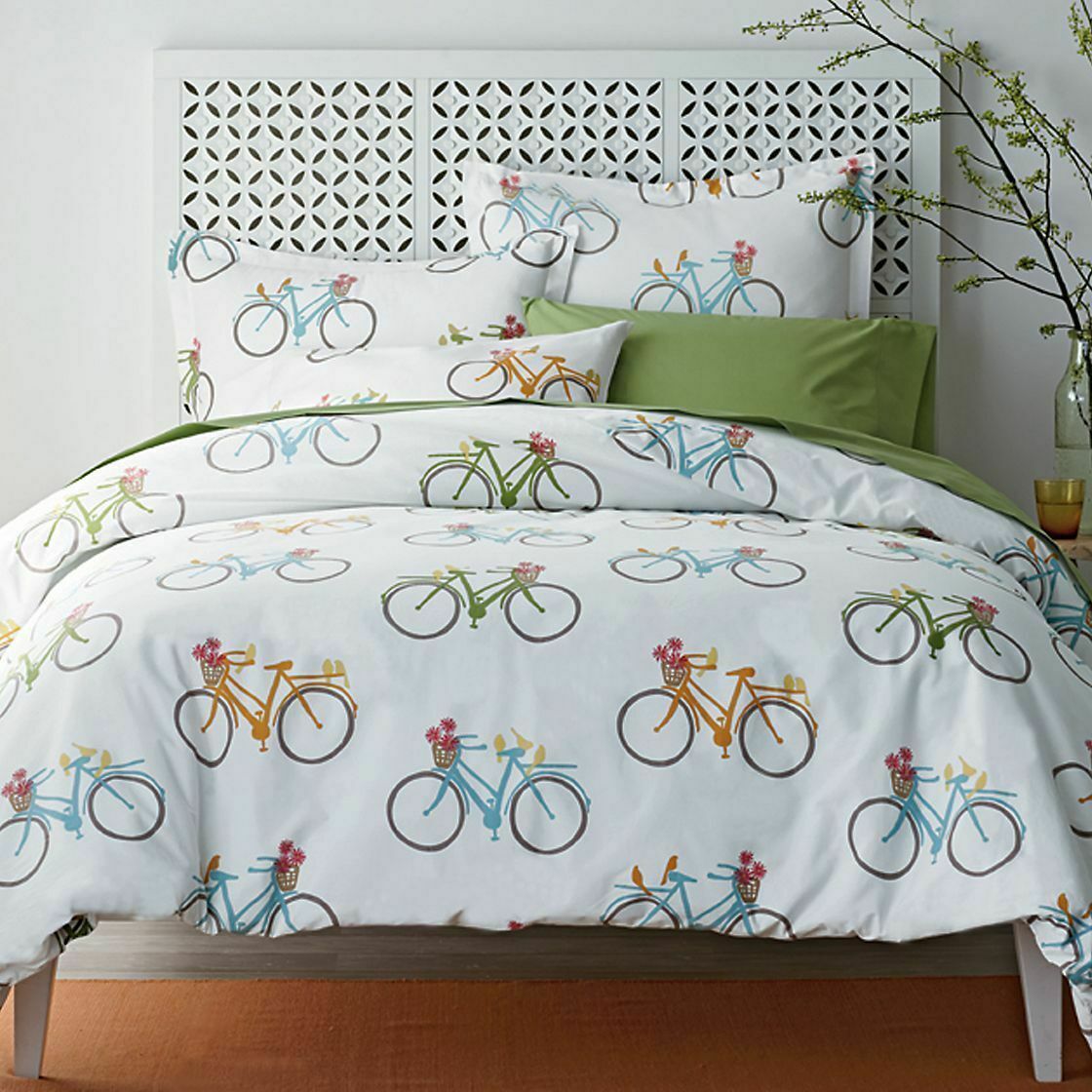 The Company Store Spring Ride Bicycles 4-PC Full/Double Duvet Cover with Sheets - $89.00