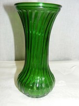 Vintage Green Hoosier Glass 7&quot; Vase Stretch Ribbed Design - $460.95 MXN