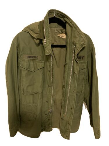 Primary image for Vintage M-65 Military Army Field Jacket Coat W/ Hood - Size Men Small Regular