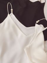 White Loose Chiffon Top Women Sleeveless V-Neck Chiffon Tank Tops image 4