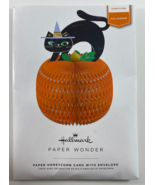 HALLMARK Halloween Honeycomb Cat Pumpkin Paper Wonder Greeting Card/ Env... - $244.82 MXN