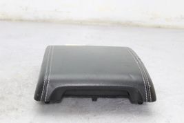 12-15 RANGE ROVER EVOQUE Center Console Lid F068 image 10