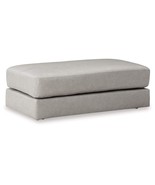 Amiata - Oversized Accent Ottoman - $5,970.60 MXN