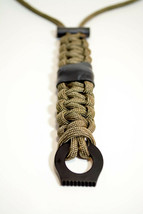 Adj. Fire Starter Necklace With saw Khaki Fish &amp; Fire 550 Paracord Survival Cord - £9.67 GBP