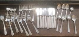 Oneida Ltd Skyline Skycrest Silverplate Silverware Art Deco 31 Pieces   Pics!! - $51.43