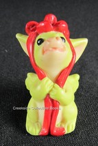 Pocket dragon red ribbon front thumb200