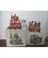DEPARTMENT 56 ROUTE 1+SANTA&#39;S WORKSHOP+MR&amp;MRS CLAUS FIGURINES. IN GOOD C... - €68,37 EUR