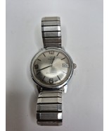 Vintage 1979 Q Timex Silver Tone Quartz Men&#39;s Watch 1970&#39;s Retro - New B... - $1,316.34 MXN