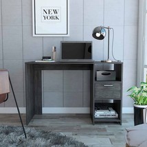 43&quot; Gray Computer Desk - $3,941.05 MXN