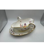 Meissen Porcelain Floral Handled Gravy Boat with Attached Underplate - $3,673.37 MXN