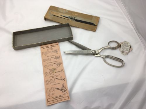Wiss Vintage Pinking Shears, Model AA, Made in USA Newark, New Jersey - $21.77