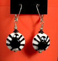 Halloween spider earrings Handmade glass lampwork beads novelty kitsch halloween - £25.28 GBP