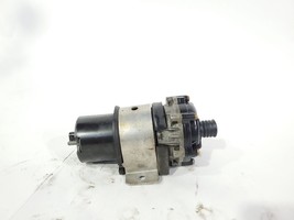 2013 Mercedes SL550 OEM a0005000386 AUX Circulation Water Pump - $44.55