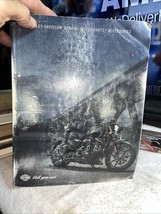 HARLEY DAVIDSON Genuine Motor Parts &amp; Accessories Catalog, 2016. - $171.32 MXN